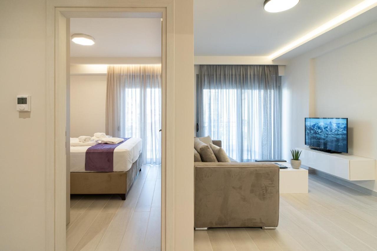 Petit Palace Trikala ภายนอก รูปภาพ